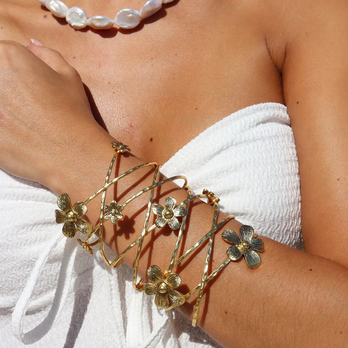Maxi Flower Cuff Bracelet
