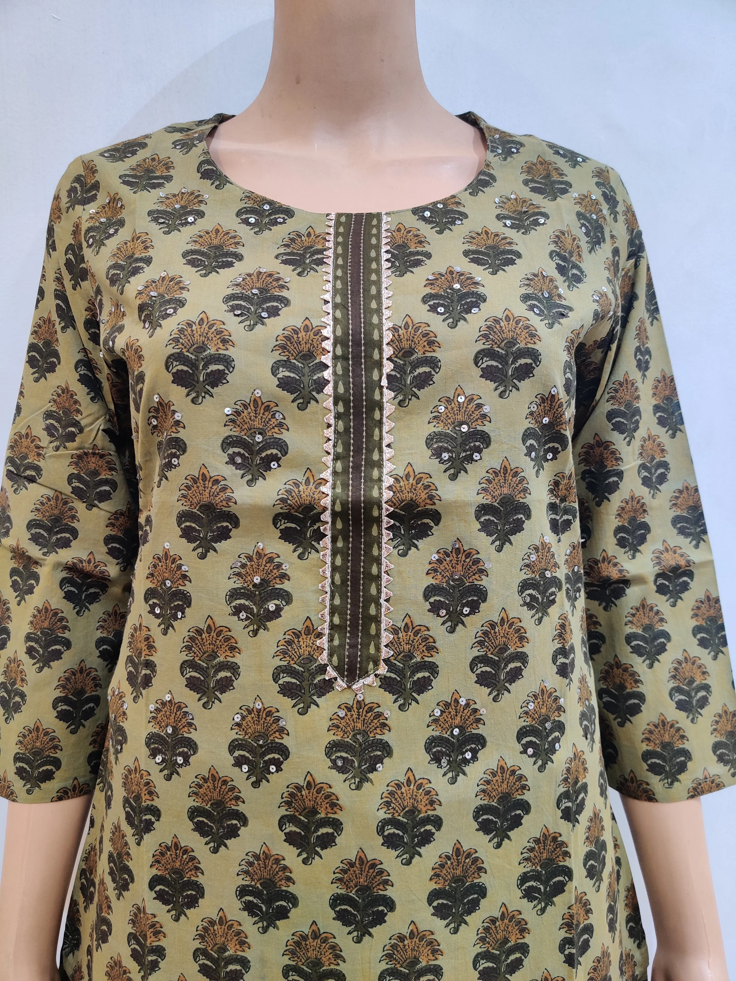 Rhododendron Kurti