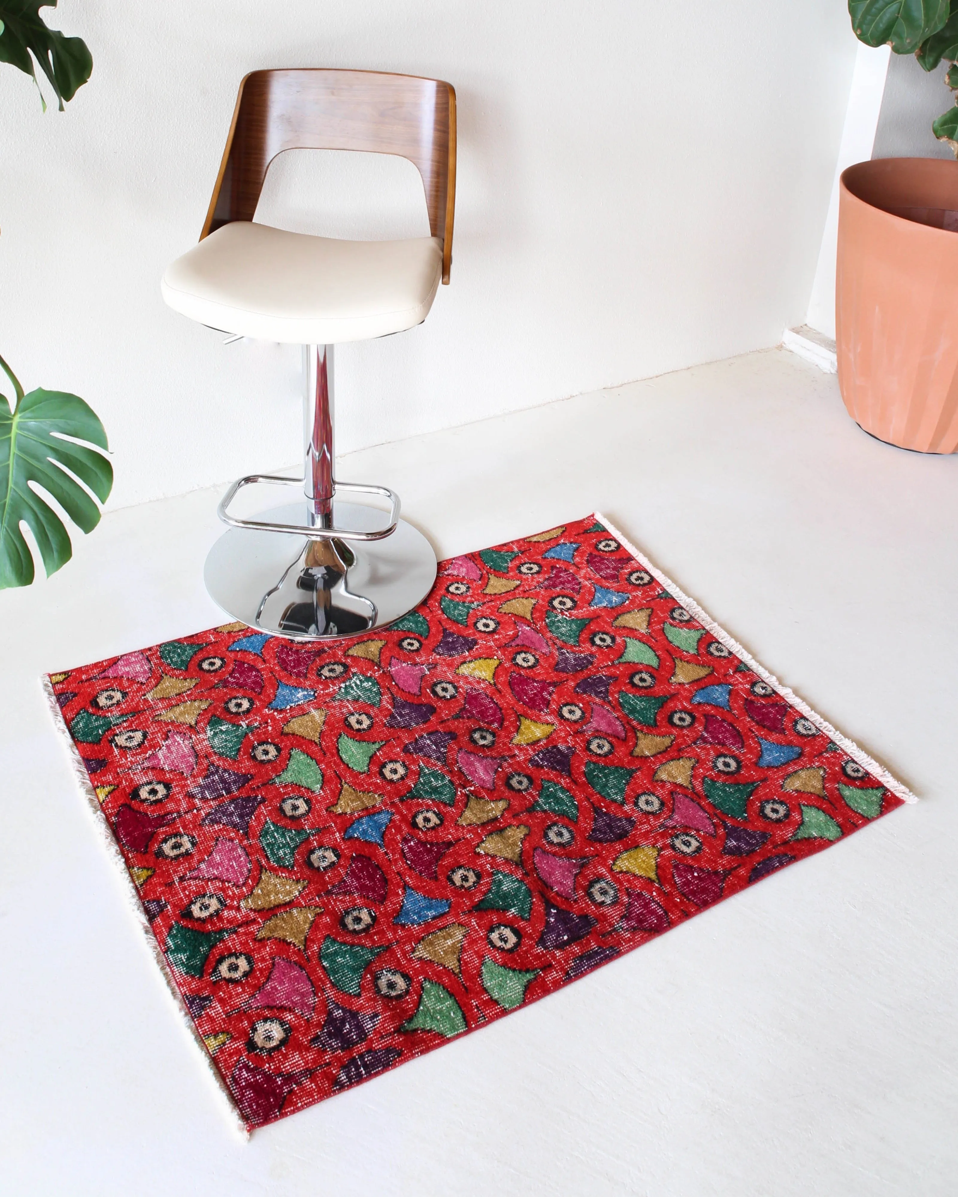 Vintage Turkish Art Deco Rug 3'x3'10"